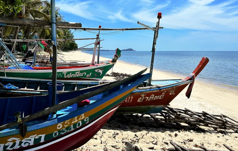 Top 5 Reasons to Choose Sichon Over Thailand’s Popular Tourist Towns(2)